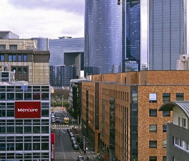 בית מלון כפרי Mercure Paris La Défense Grande Arche