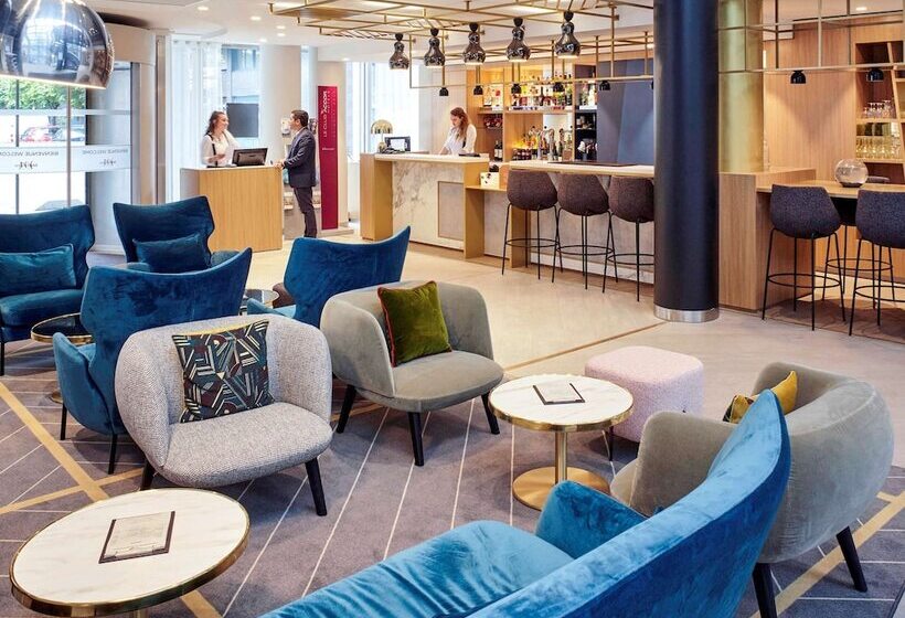בית מלון כפרי Mercure Paris La Défense Grande Arche