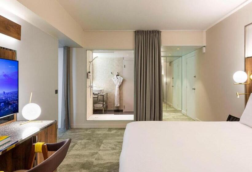 هتل Pullman Paris Montparnasse
