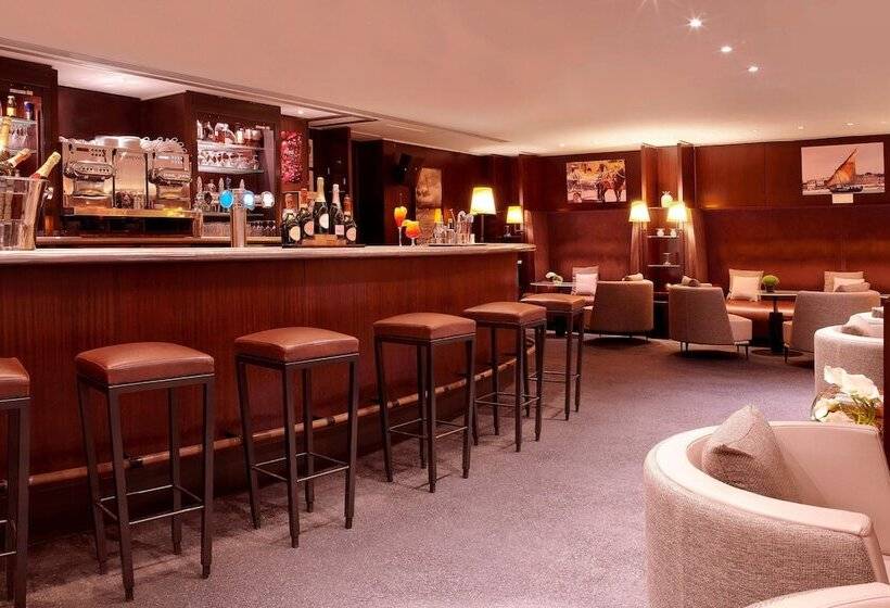ホテル Sheraton Paris Charles De Gaulle Airport