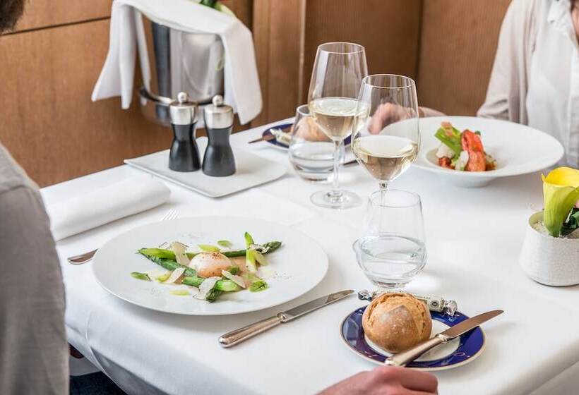 ホテル Sheraton Paris Charles De Gaulle Airport