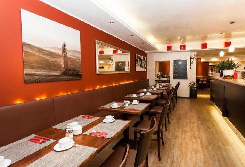 هتل Boutique 003 Köln Am Dom, Trademark Collection By Wyndham