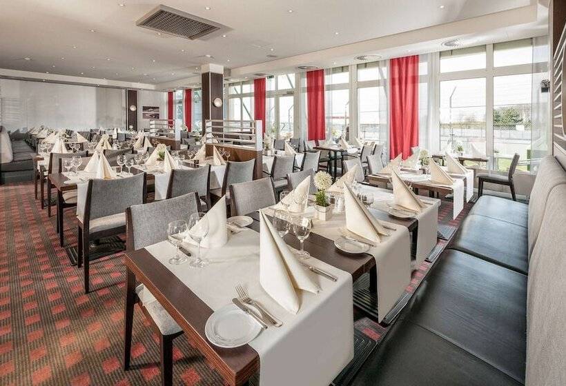 בית מלון כפרי Dorint Am Nürburgring Hocheifel