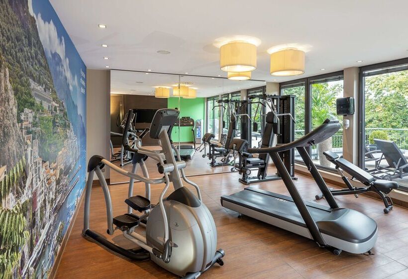 هتل NH Stuttgart Airport