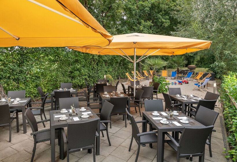 هتل NH Stuttgart Airport