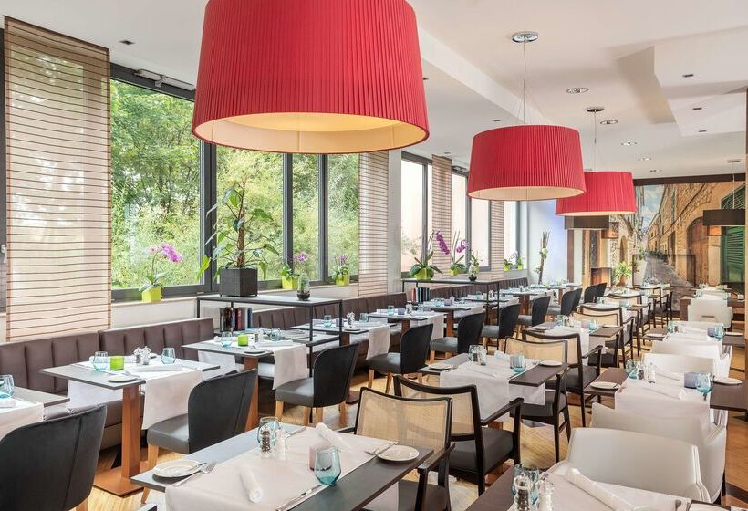 هتل NH Stuttgart Airport