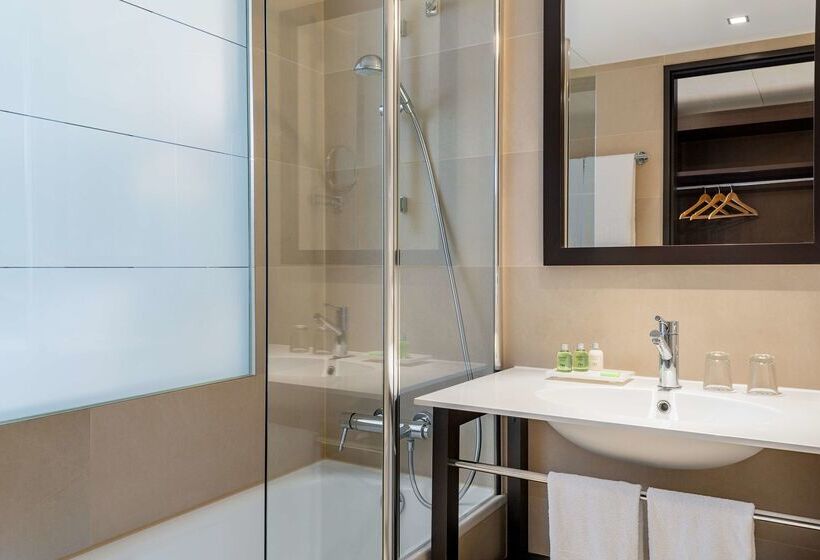 هتل NH Stuttgart Airport