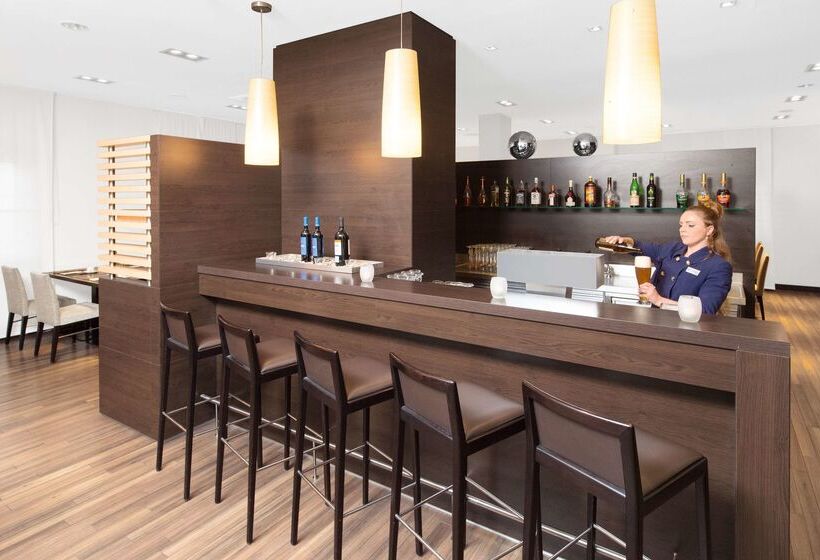 هتل Spark By Hilton Stuttgart Sindelfingen