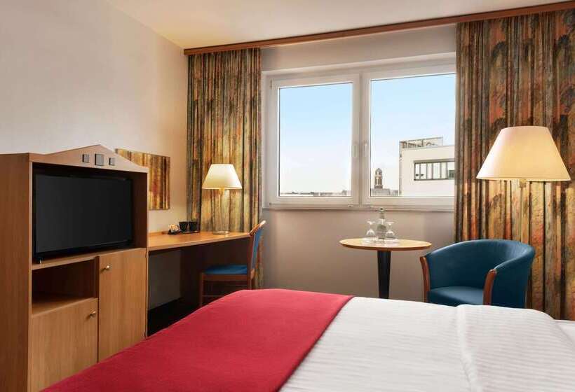 فندق Ramada By Wyndham Bottrop City