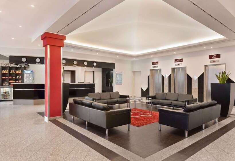 فندق Ramada By Wyndham Bottrop City