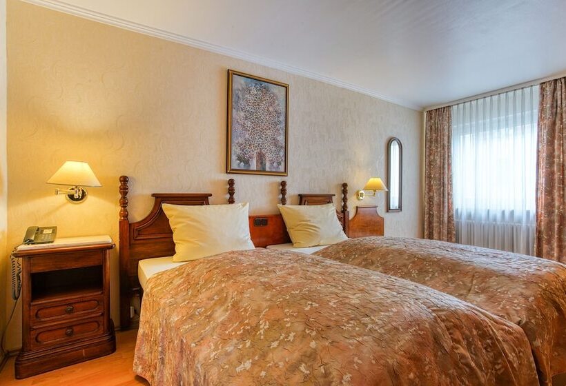 Ff&e Hotel Bavaria