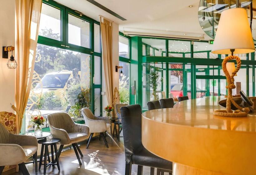 هتل Ambiente Langenhagen Hannover By Tulip Inn