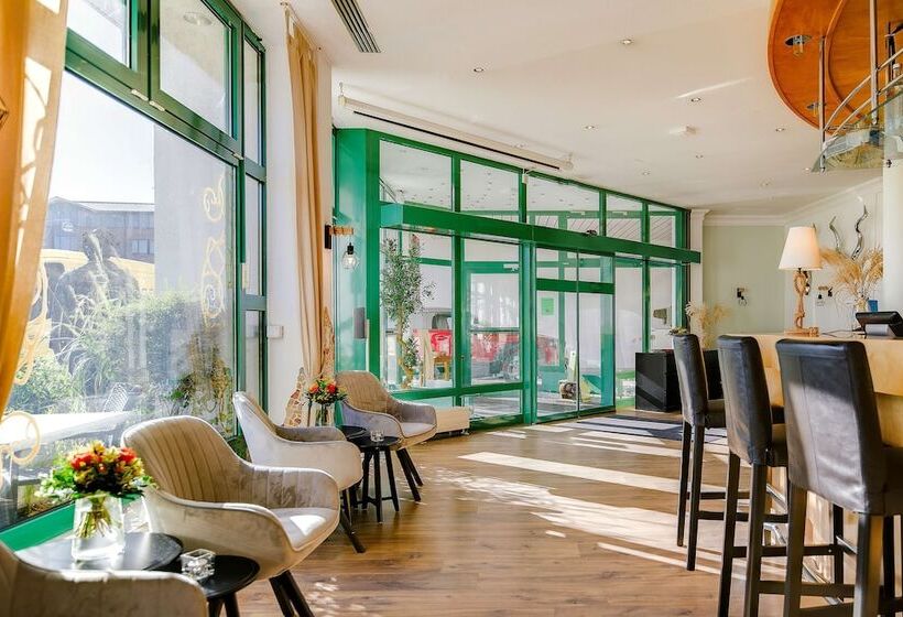هتل Ambiente Langenhagen Hannover By Tulip Inn