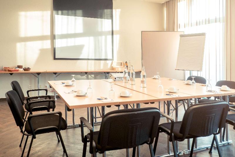 هتل Ambiente Langenhagen Hannover By Tulip Inn