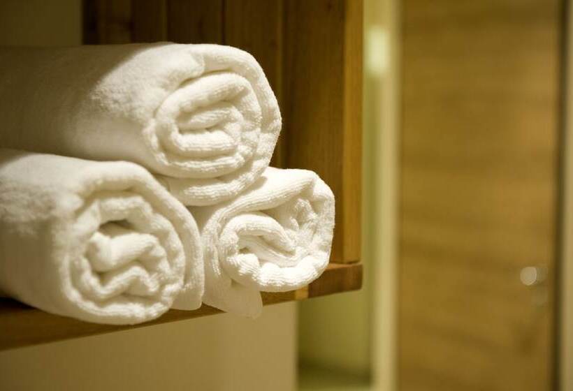 Expo Tower By Mellow Mood Hotels