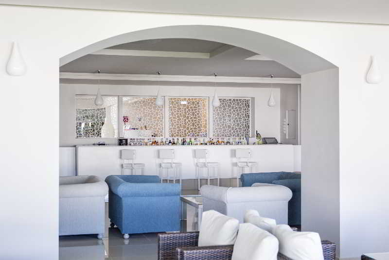 هتل The Aeolos Beach