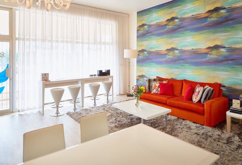 酒店 First Group Cape Gordonia