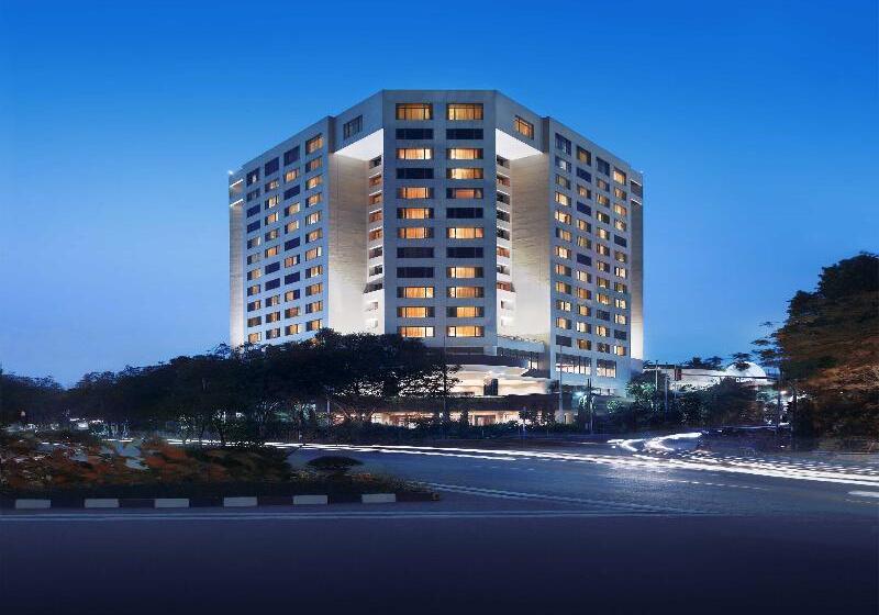 هتل Aryaduta Bandung