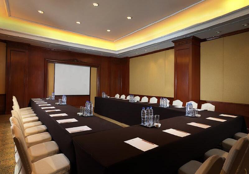 هتل Aryaduta Bandung