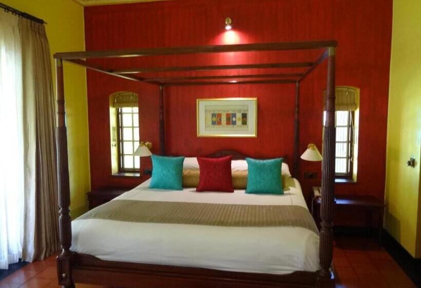 فندق Taj Kumarakom Resort And Spa Kerala