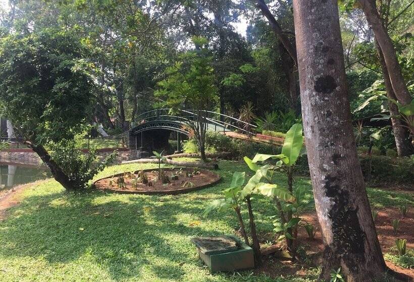 فندق Taj Kumarakom Resort And Spa Kerala