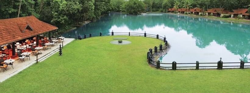 فندق Taj Kumarakom Resort And Spa Kerala
