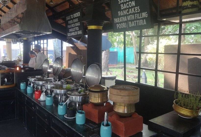 فندق Taj Kumarakom Resort And Spa Kerala