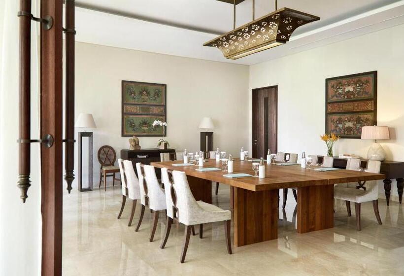 استراحتگاه Kamandalu Ubud