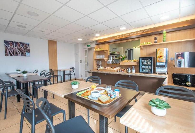 B&b Hotel Vannes Ouest Golfe Du Morbihan