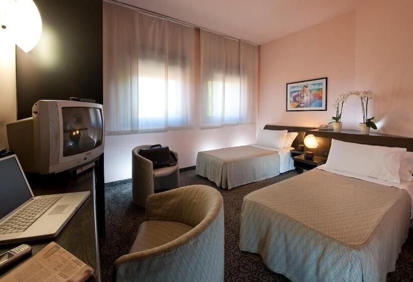 בית מלון כפרי Comtur