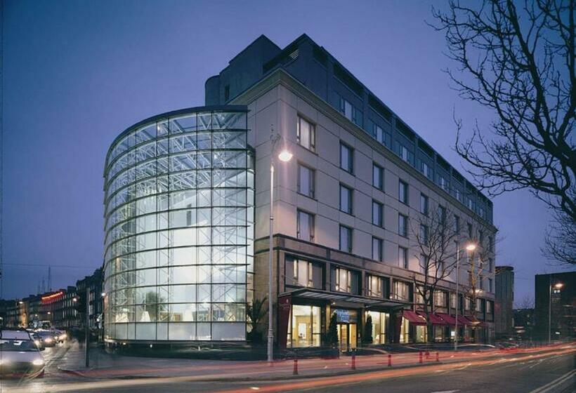 בית מלון כפרי The Green