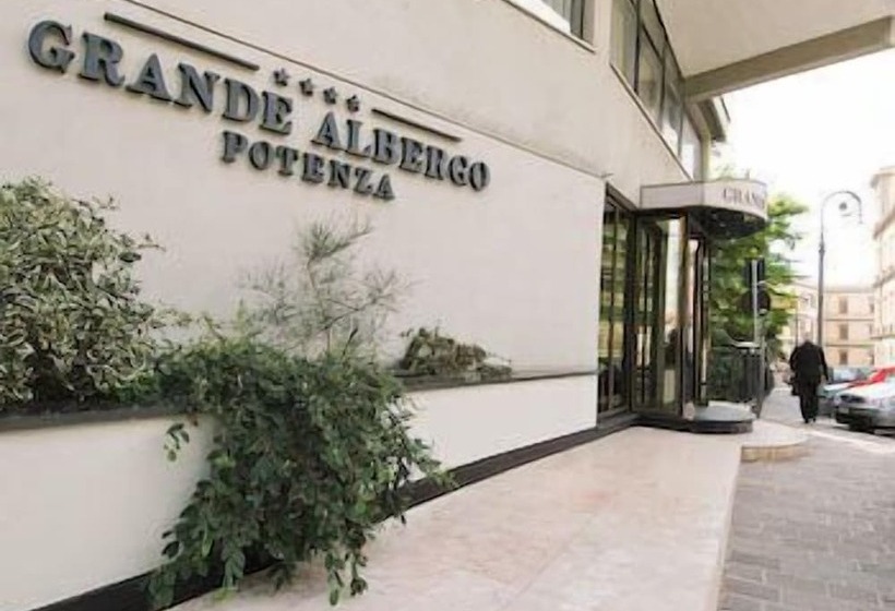 호텔 Grande Albergo Potenza