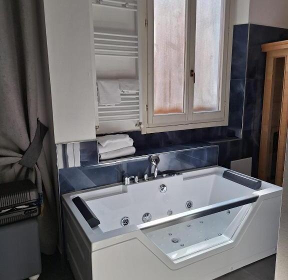 Hotel Holiday  Alla Finestrella