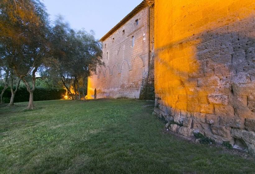 호텔 La Badia Di Orvieto