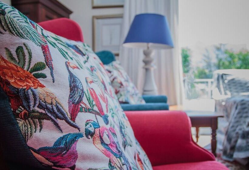 בית מלון כפרי The View Swellendam