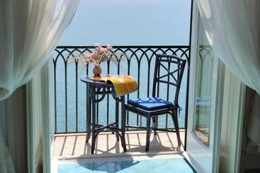 Fotos del hotel Villa Maria Luigia:  16