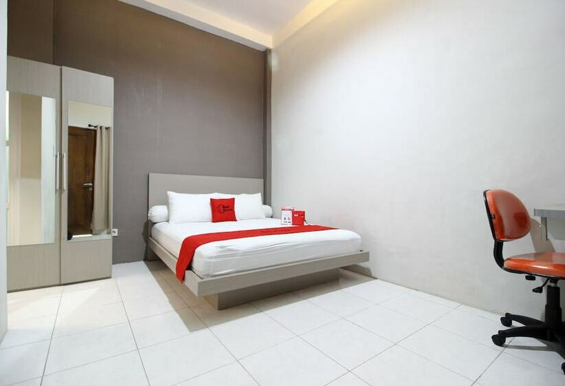 پانسیون Reddoorz Plus Near Upn Jogjakarta 2