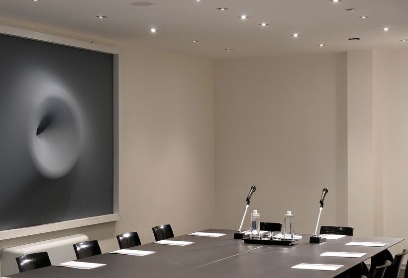 ホテル Metropolitan