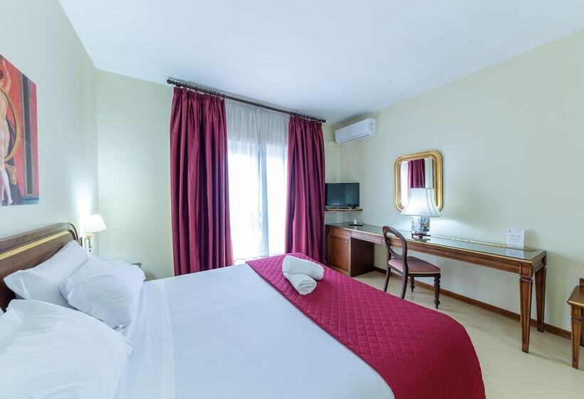 בית מלון כפרי Sakura