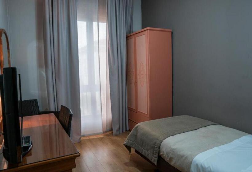فندق Terme Salvarola