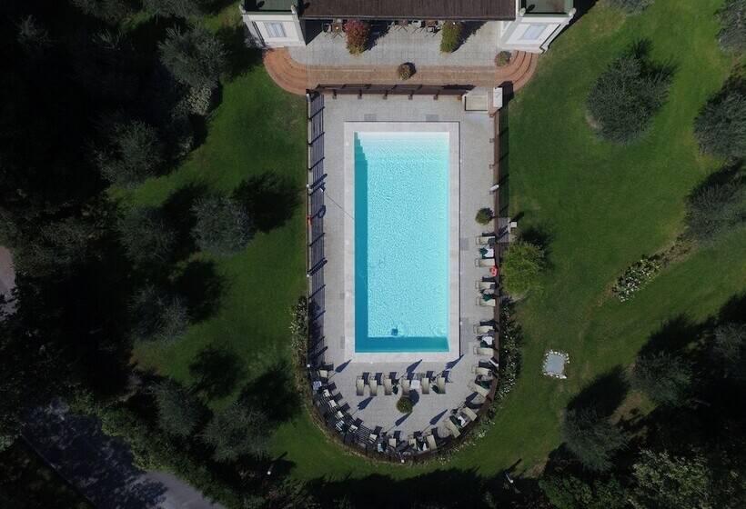 فندق Villasanpaolo Resort & Spa
