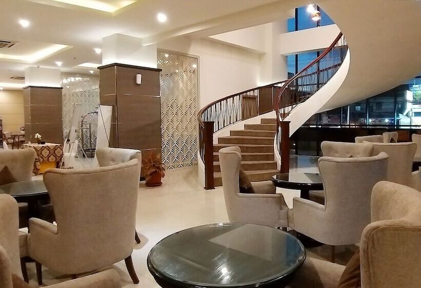 هتل Swissbelinn Gajah Mada Medan