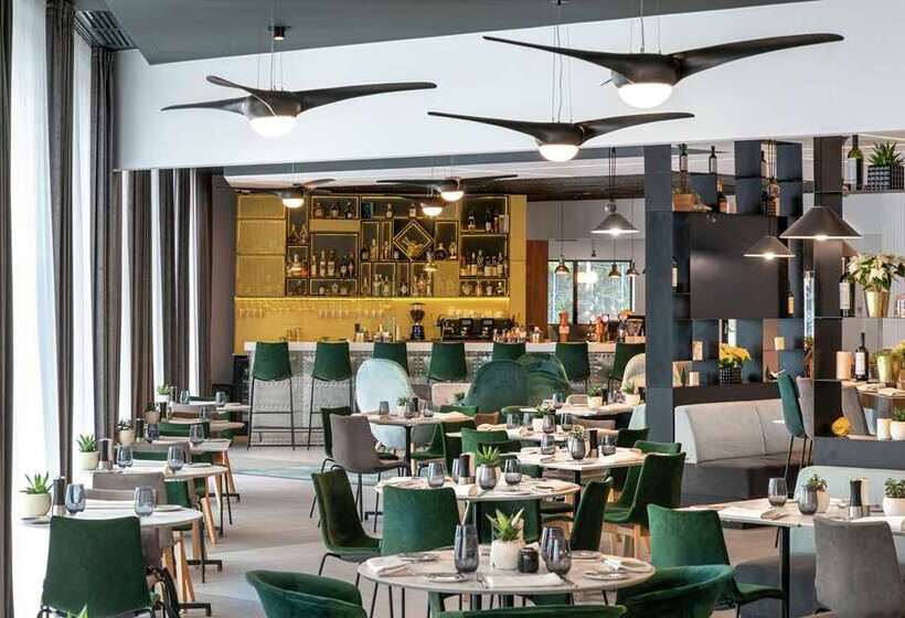 هتل Hilton Garden Inn Bucharest Airport