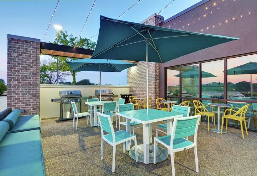 هتل Home2 Suites By Hilton Bettendorf Quad Cities