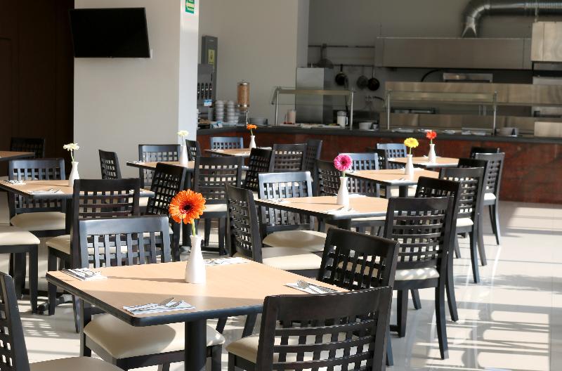 فندق Misión Express San Juan Del Río