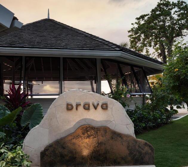 استراحتگاه Sandals Negril   All Inclusive Couples Only