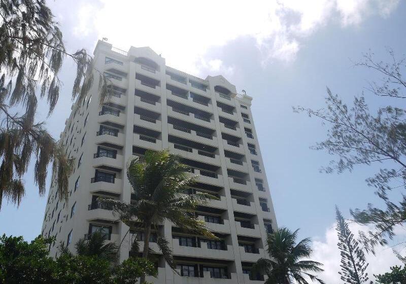 هتل Aquarius Beach Tower