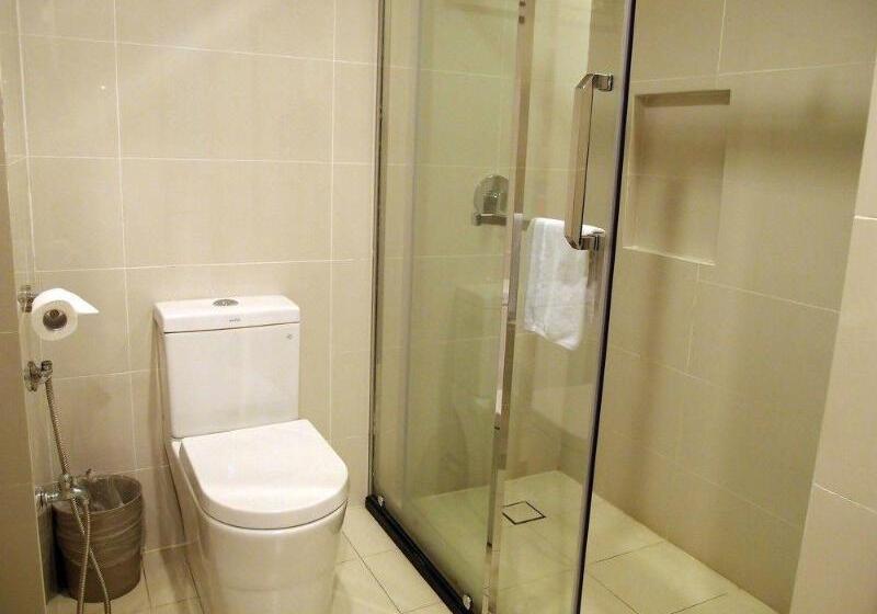 Crystal Crown Hotel Petaling Jaya