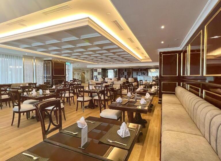 هتل Puteri Wing  Riverside Majestic