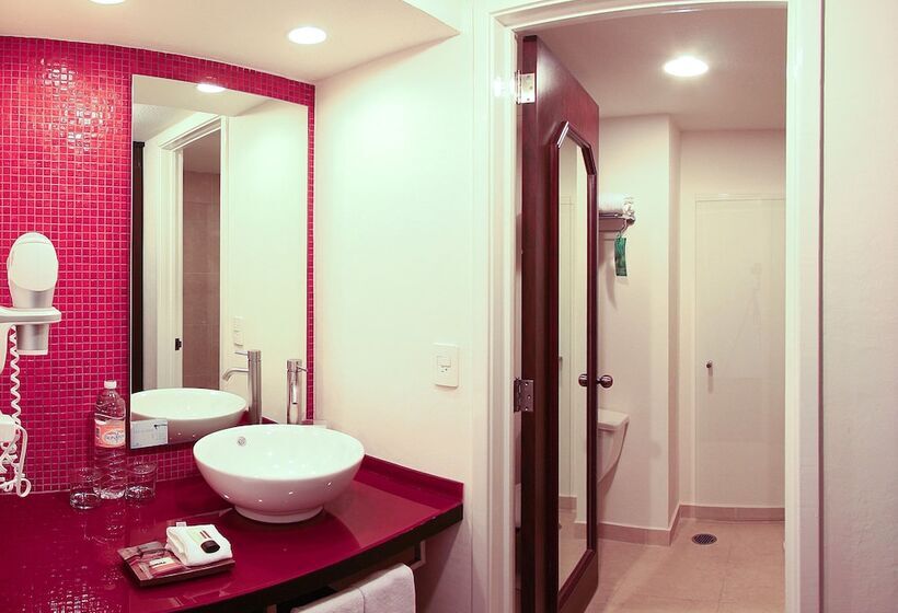 酒店 Fiesta Inn Xalapa